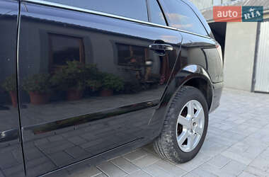 Универсал Opel Astra 2009 в 