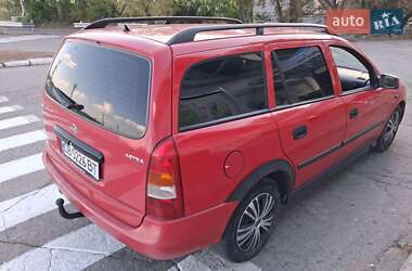 Универсал Opel Astra 2000 в 
