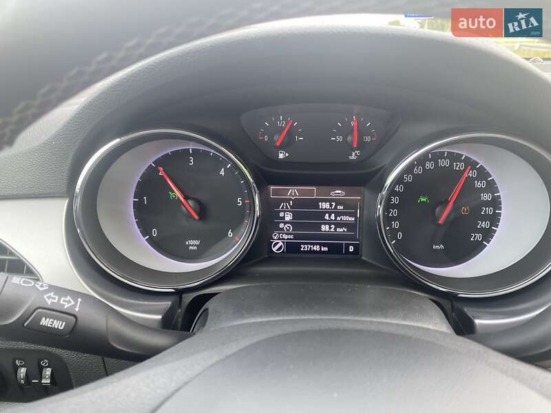 Универсал Opel Astra 2017 в Одессе