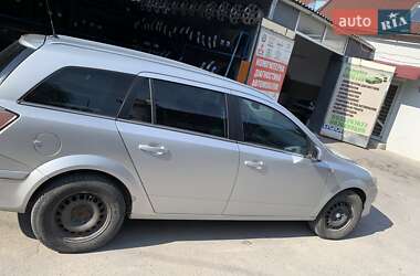 Универсал Opel Astra 2009 в 