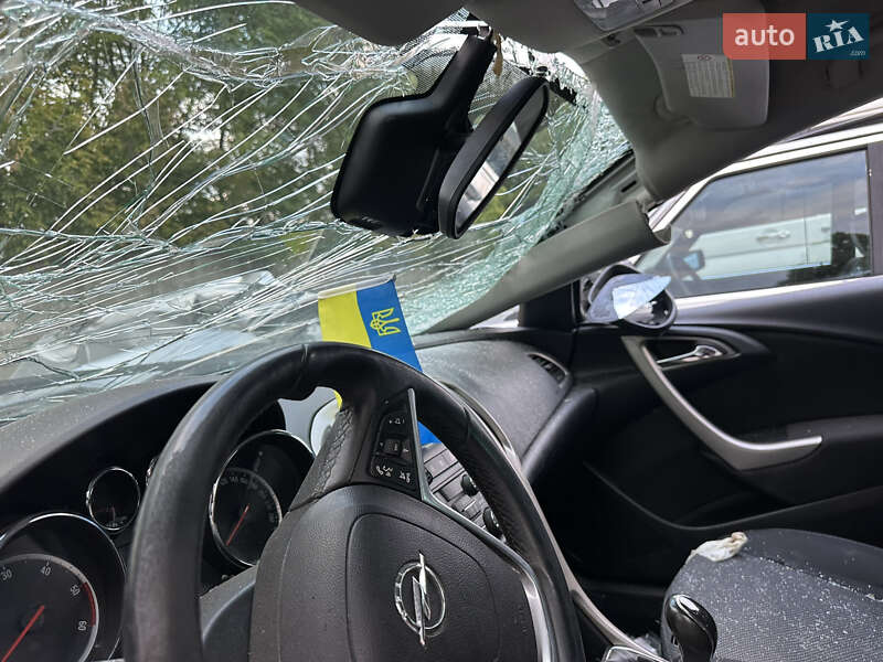 Минивэн Opel Astra 2011 в Киеве