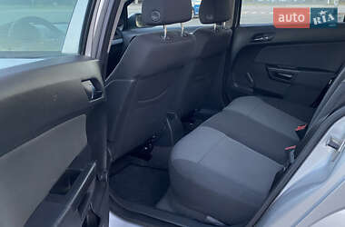 Универсал Opel Astra 2007 в 