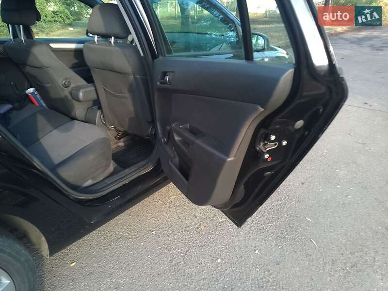 Универсал Opel Astra 2008 в Кривом Роге