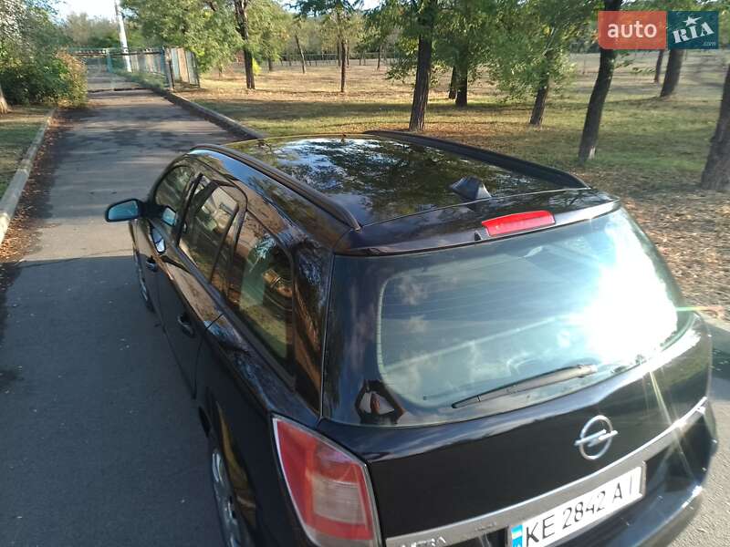 Универсал Opel Astra 2008 в Кривом Роге