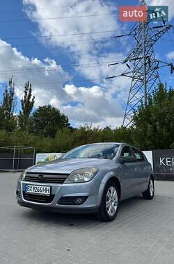 Хетчбек Opel Astra 2005 в Кам'янець-Подільському