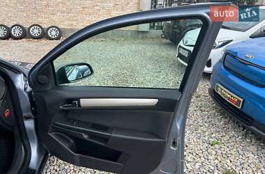 Универсал Opel Astra 2007 в 