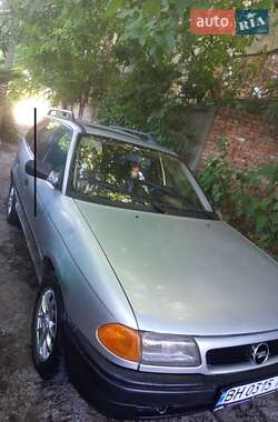 Універсал Opel Astra 1995 в 