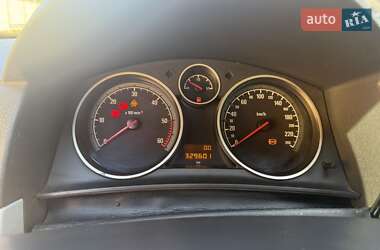 Универсал Opel Astra 2006 в 