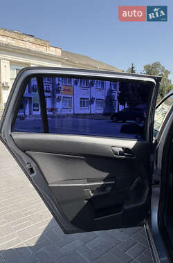 Універсал Opel Astra 2009 в 