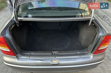 Седан Opel Astra 2007 в 