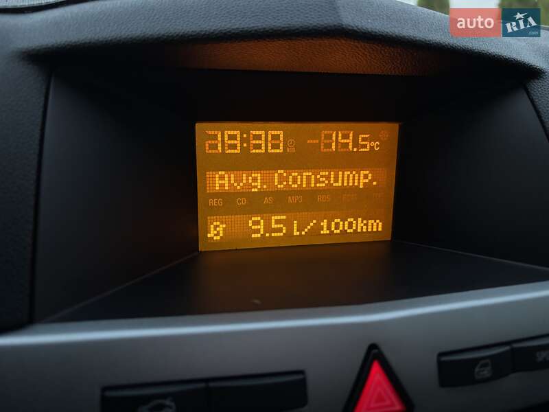 Седан Opel Astra 2009 в Сарнах