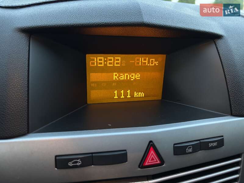 Седан Opel Astra 2009 в Сарнах