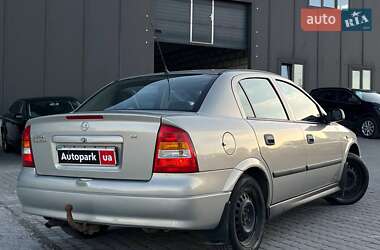 Седан Opel Astra 2008 в 