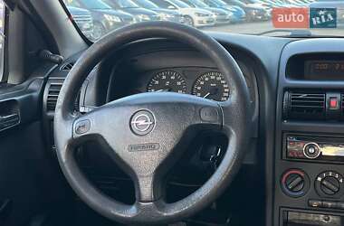 Седан Opel Astra 2008 в 
