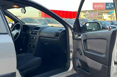 Седан Opel Astra 2008 в 