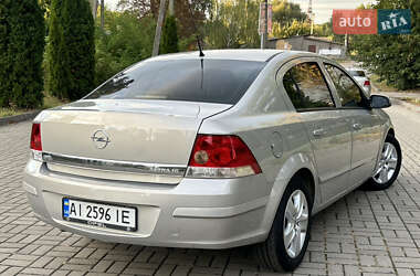 Седан Opel Astra 2008 в 