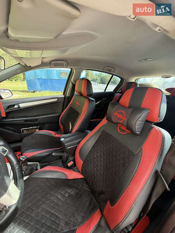 Хэтчбек Opel Astra 2007 в Хмельницком