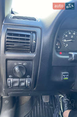 Седан Opel Astra 2007 в 