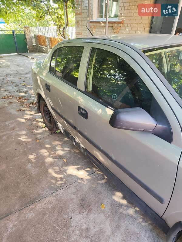 Седан Opel Astra 2008 в Кропивницком