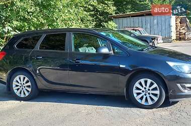 Универсал Opel Astra 2013 в Сторожинце