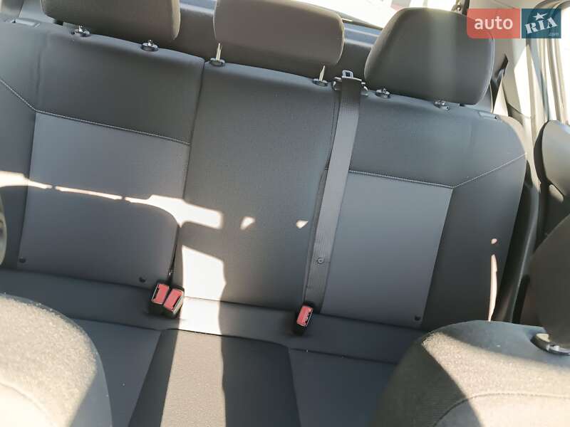 Хэтчбек Opel Astra 2012 в Львове