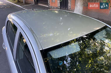 Хэтчбек Opel Astra 2005 в 