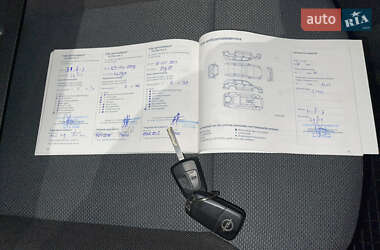 Хэтчбек Opel Astra 2005 в 