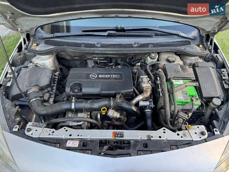 Универсал Opel Astra 2011 в Львове фото 9 Универсал Opel Astra 2011 в Львове