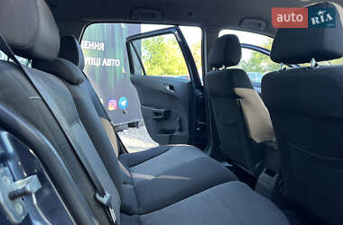 Універсал Opel Astra 2006 в 