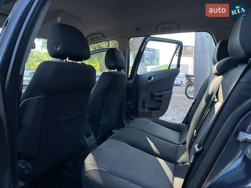 Универсал Opel Astra 2006 в Харькове