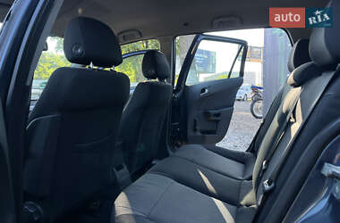 Універсал Opel Astra 2006 в 