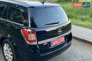 Универсал Opel Astra 2008 в 