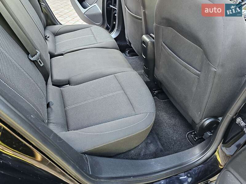 Универсал Opel Astra 2011 в Калуше
