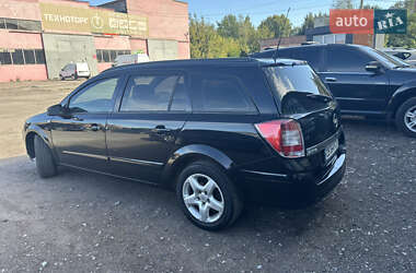 Универсал Opel Astra 2007 в 
