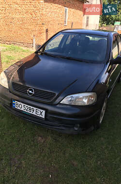 Хэтчбек Opel Astra 1999 в 