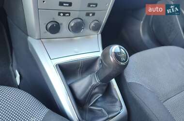 Универсал Opel Astra 2009 в 
