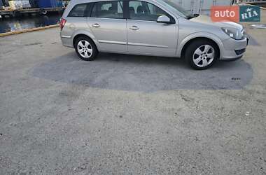 Универсал Opel Astra 2004 в 