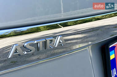 Универсал Opel Astra 2008 в 