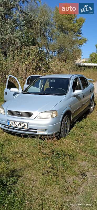 Opel Astra 2005