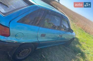 Хэтчбек Opel Astra 1993 в 