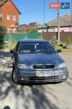 Седан Opel Astra 2009 в Переяславе