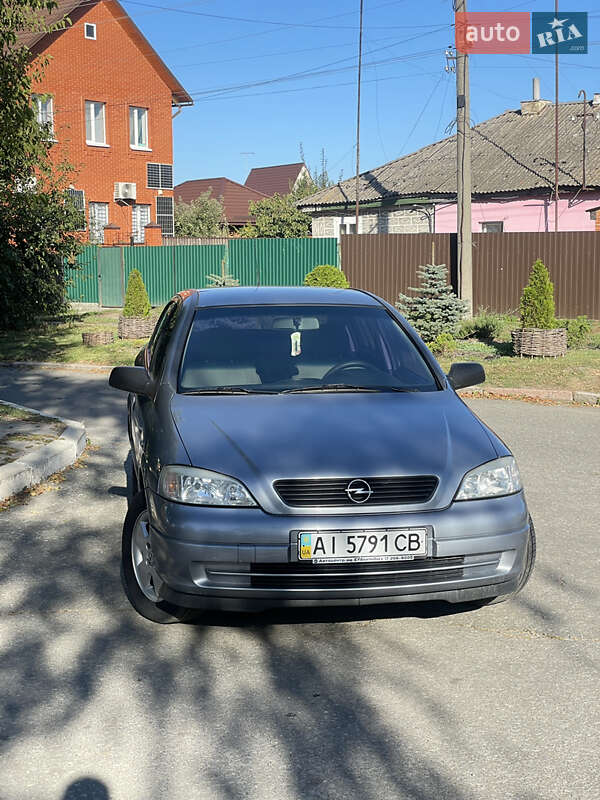 Opel Astra 2009