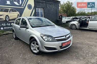Хетчбек Opel Astra 2009 в 