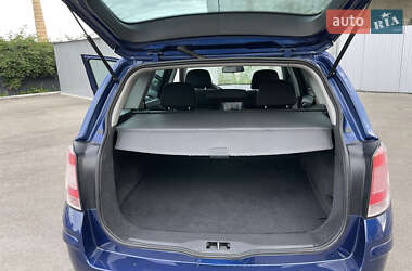 Универсал Opel Astra 2010 в 
