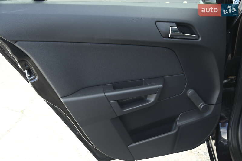 Хэтчбек Opel Astra 2009 в Бердичеве