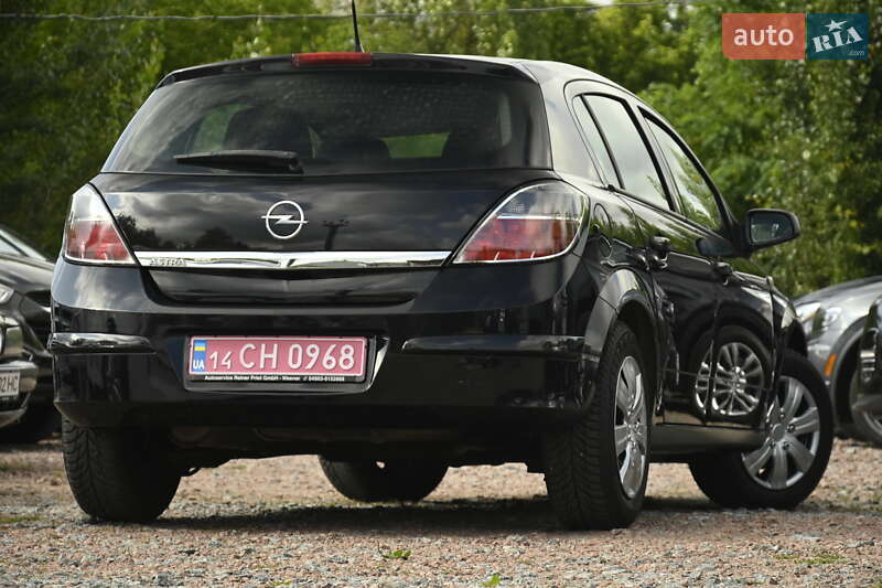 Хэтчбек Opel Astra 2009 в Бердичеве