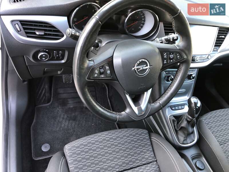Универсал Opel Astra 2019 в Теофиполе