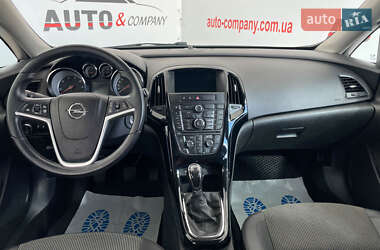 Универсал Opel Astra 2015 в 