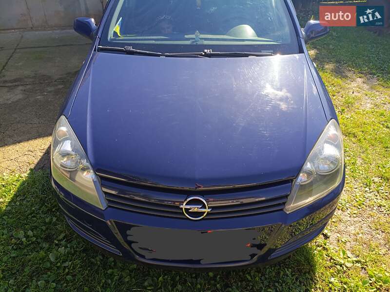 Универсал Opel Astra 2005 в Долине