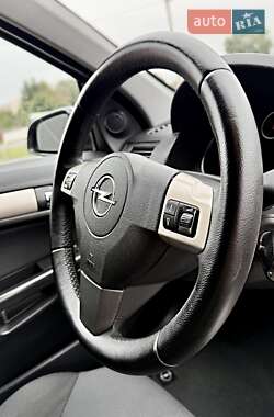 Универсал Opel Astra 2007 в 